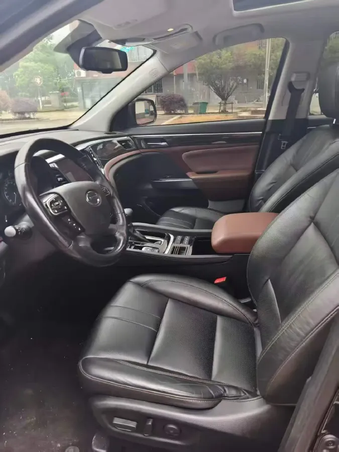 2017 GAC Trumpchi GS8 2.0T 201HP L4 6AT,autocango,china used car exporter,china ev exporter,chinese used car exporter,chinese used ev exporter