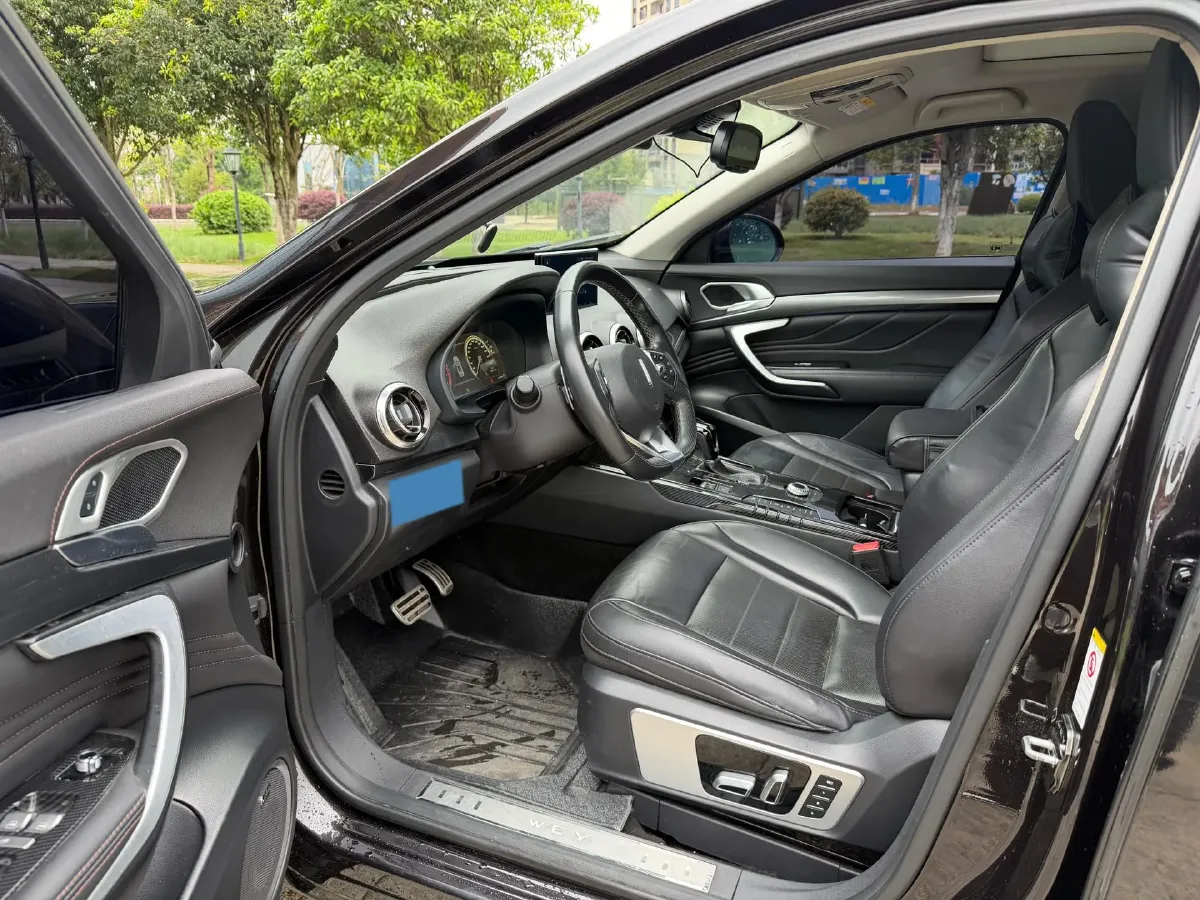 2017 WEY VV7 2.0T 234HP L4 7DCT,autocango,china used car exporter,china ev exporter,chinese used car exporter,chinese used ev exporter