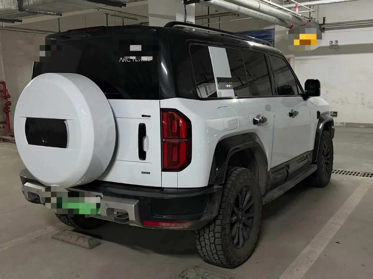 2025 FangChengBao Bao 5 1.5T 194HP L4 E-CVT PHEV 31.8KWH,autocango,china used car exporter,china ev exporter,chinese used car exporter,chinese used ev exporter