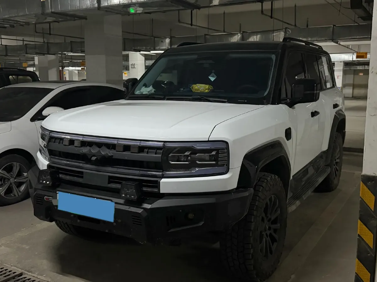 2025 FangChengBao Bao 5 1.5T 194HP L4 E-CVT PHEV 31.8KWH,autocango,china used car exporter,china ev exporter,chinese used car exporter,chinese used ev exporter