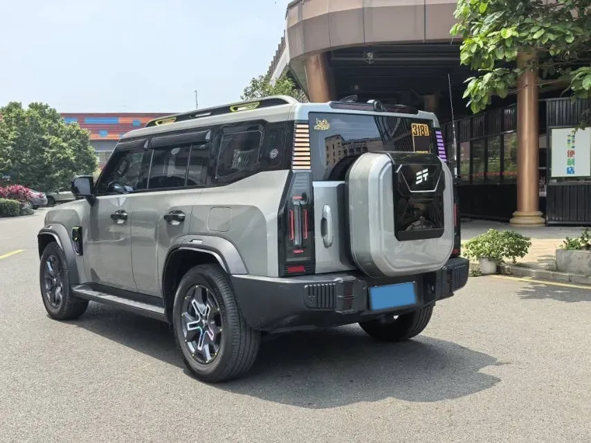 2023 Jetour Traveller 2.0T 254HP L4 7DCT,autocango,china used car exporter,china ev exporter,chinese used car exporter,chinese used ev exporter
