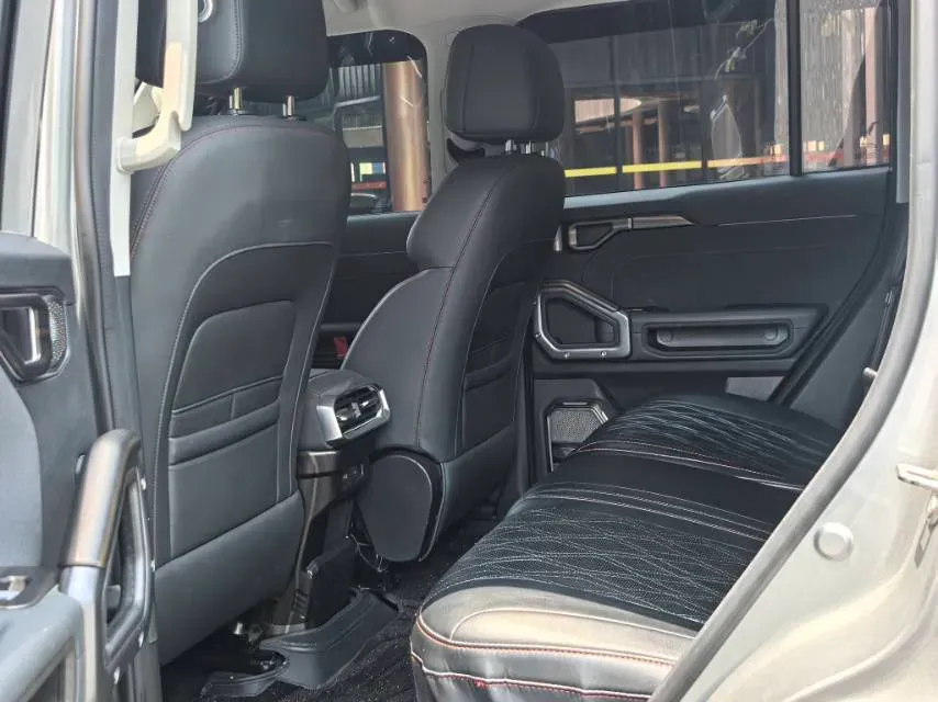 2023 Jetour Traveller 2.0T 254HP L4 7DCT,autocango,china used car exporter,china ev exporter,chinese used car exporter,chinese used ev exporter