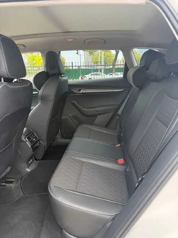 2019 Skoda Octavia 1.4T 150HP L4 7DCT,autocango,china used car exporter,china ev exporter,chinese used car exporter,chinese used ev exporter