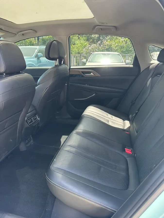 2022 Xpeng P5 BEV 66.2KWH,autocango,china used car exporter,china ev exporter,chinese used car exporter,chinese used ev exporter