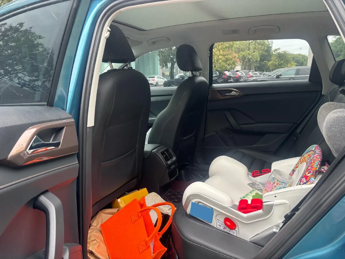 2021 Volkswagen Tharu 1.4T 150HP L4 7DCT,autocango,china used car exporter,china ev exporter,chinese used car exporter,chinese used ev exporter