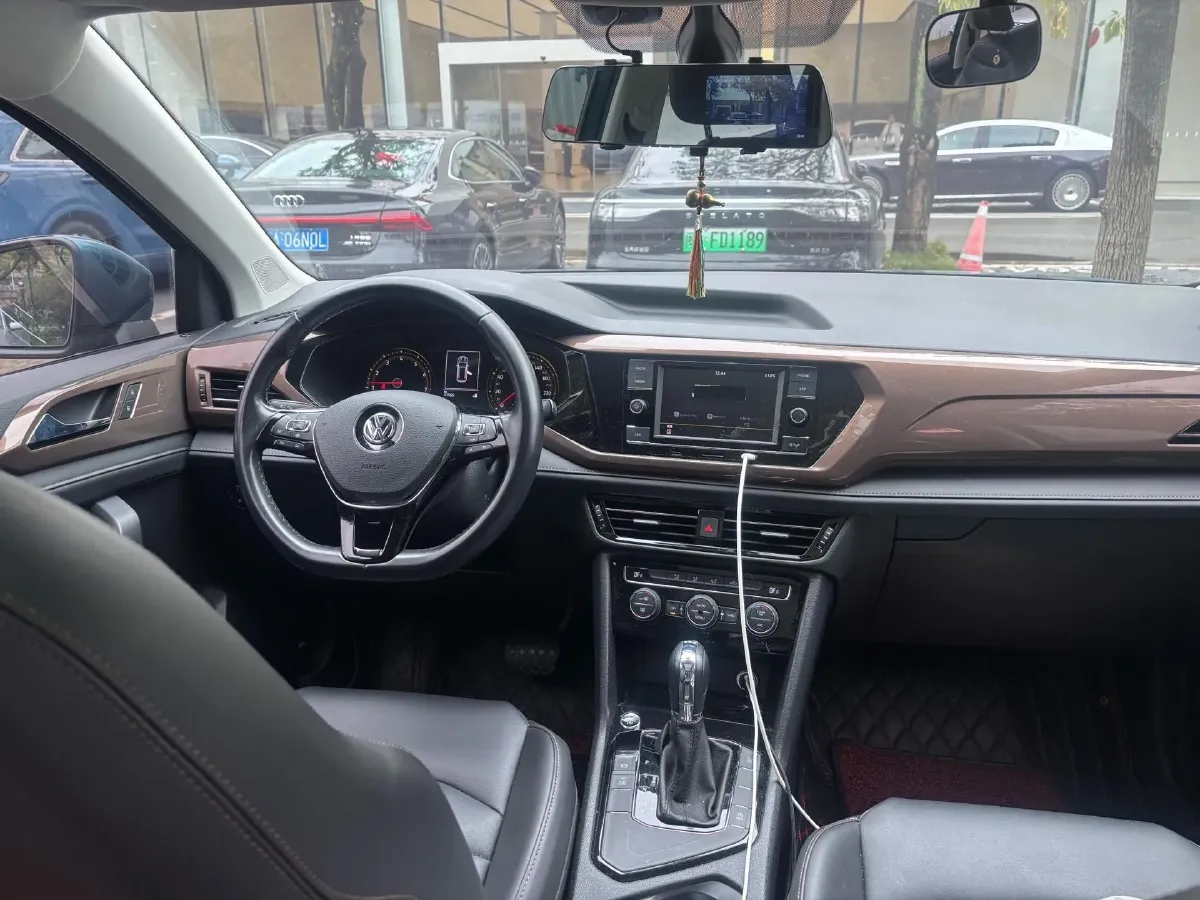 2021 Volkswagen Tharu 1.4T 150HP L4 7DCT,autocango,china used car exporter,china ev exporter,chinese used car exporter,chinese used ev exporter