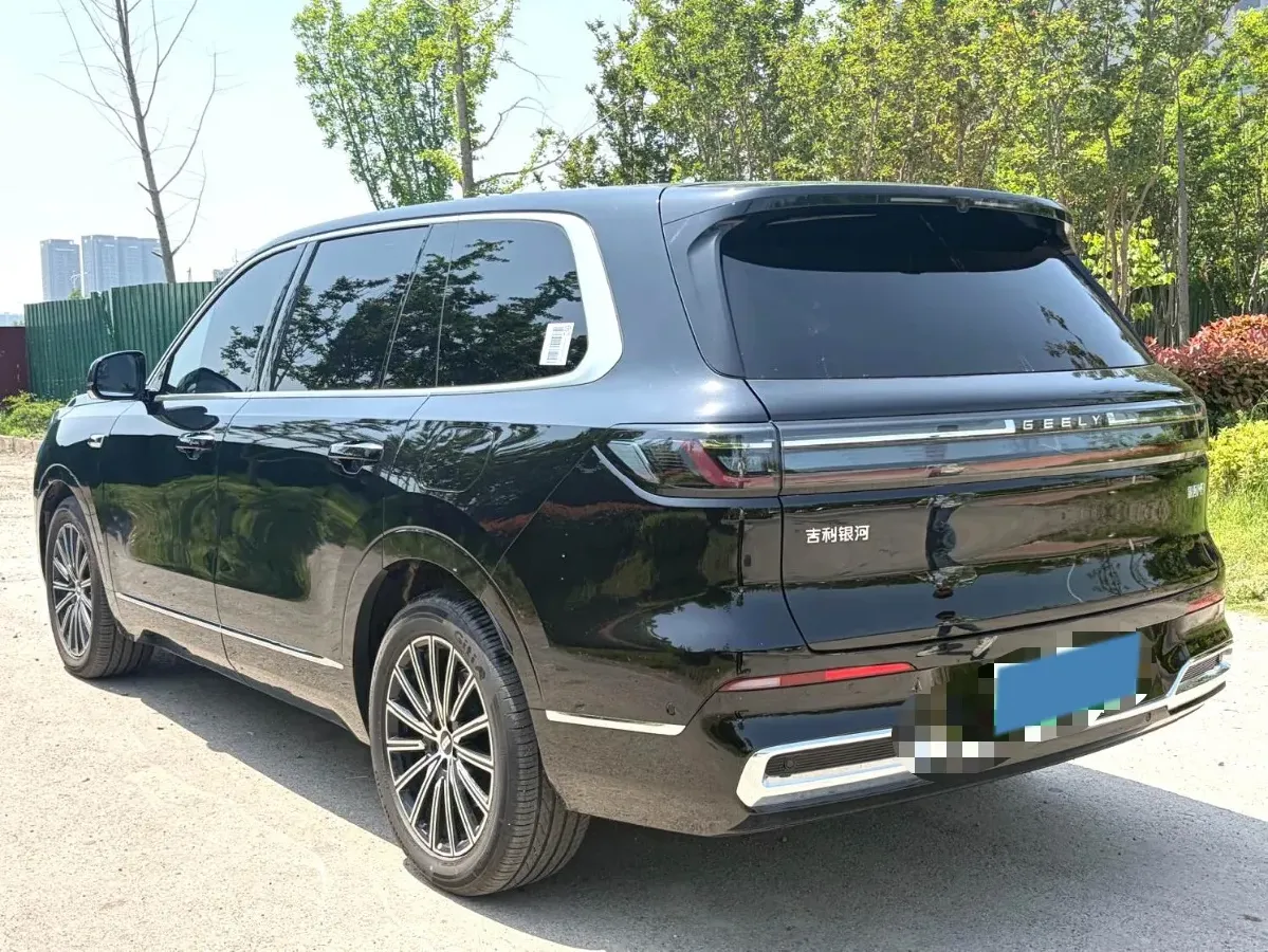 2025 Volkswagen Tiguan L 2.0T 220HP L4 7DCT,autocango,china used car exporter,china ev exporter,chinese used car exporter,chinese used ev exporter