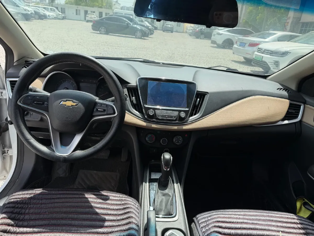 2022 Chevrolet Monza 1.5L 113HP L4 6AT,autocango,china used car exporter,china ev exporter,chinese used car exporter,chinese used ev exporter