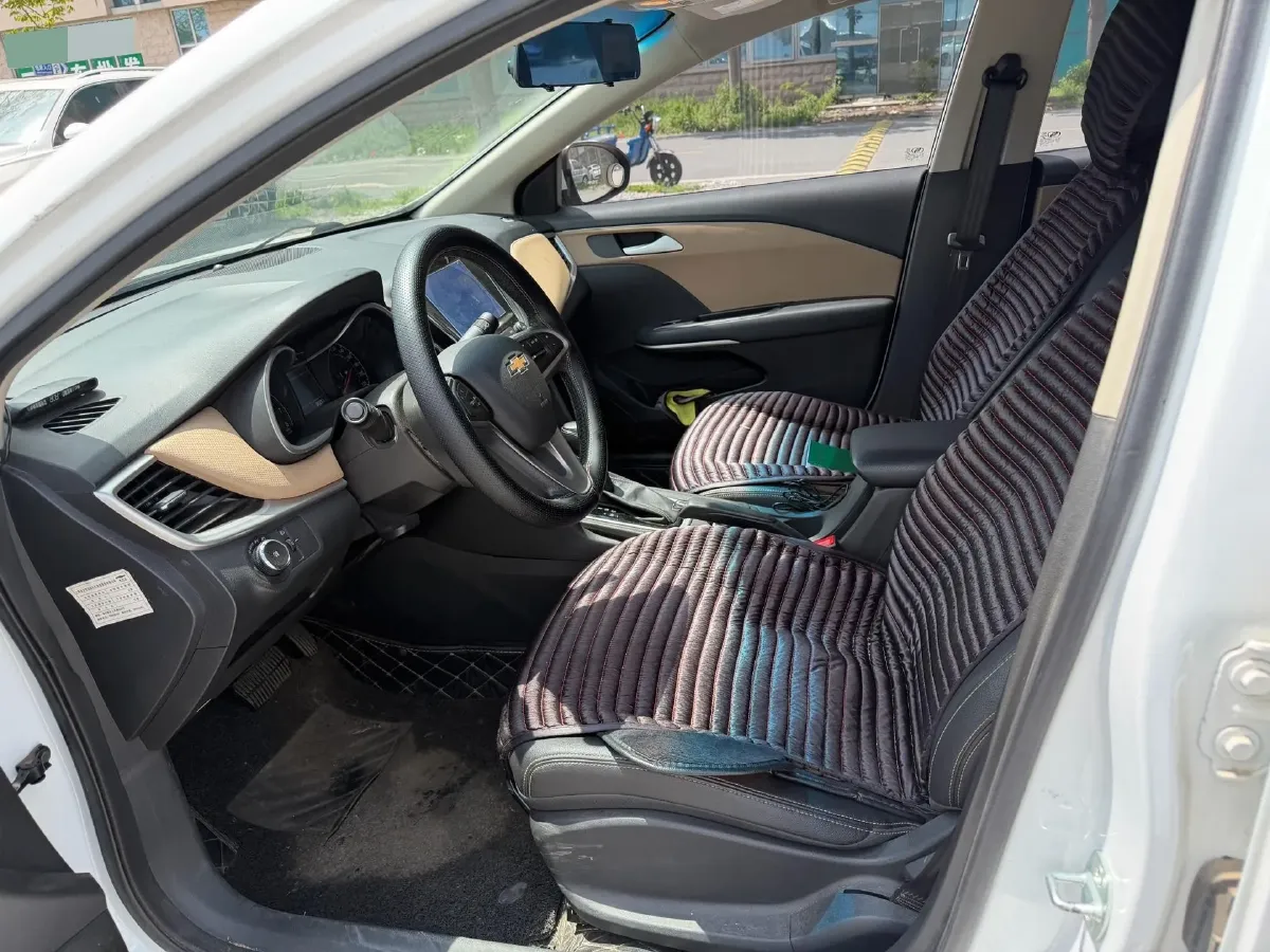 2022 Chevrolet Monza 1.5L 113HP L4 6AT,autocango,china used car exporter,china ev exporter,chinese used car exporter,chinese used ev exporter