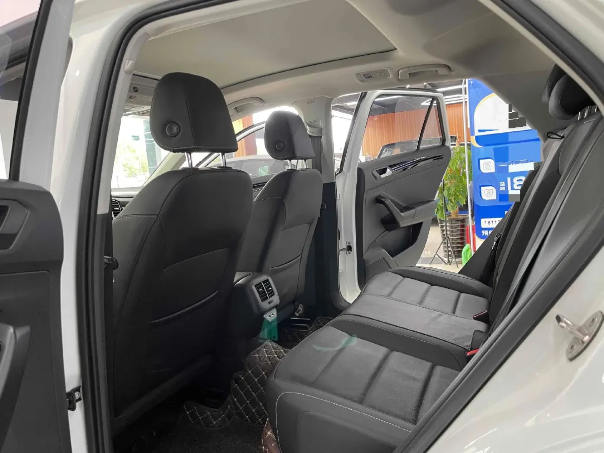 2021 Volkswagen Tayron 1.4T 150HP L4 7DCT,autocango,china used car exporter,china ev exporter,chinese used car exporter,chinese used ev exporter