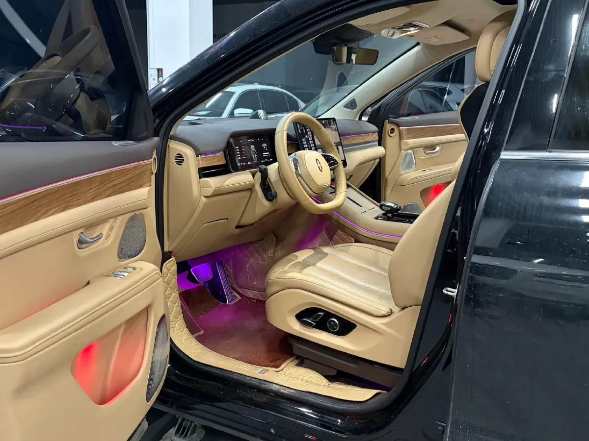 2024 AITO AITO M7 1.5T 152HP L4 REEV 40KWH,autocango,china used car exporter,china ev exporter,chinese used car exporter,chinese used ev exporter