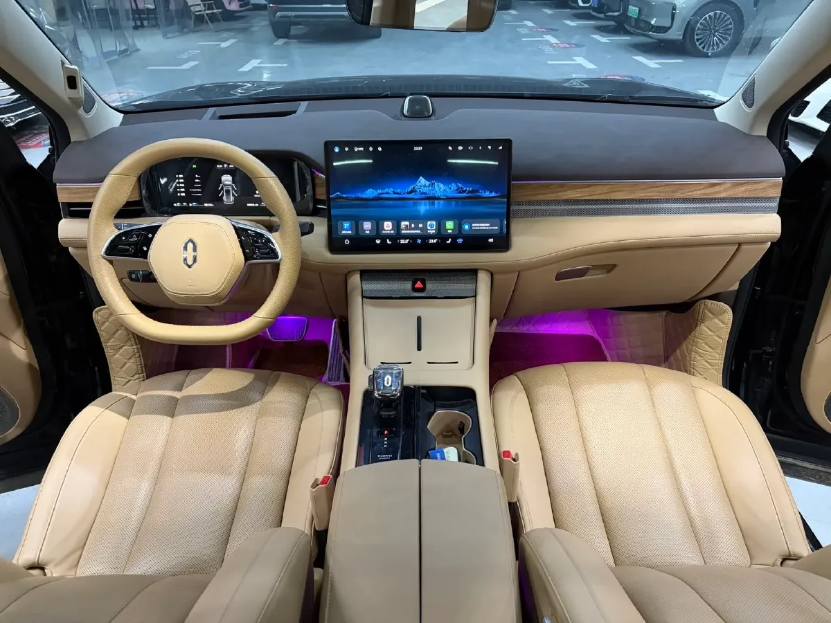 2024 AITO AITO M7 1.5T 152HP L4 REEV 40KWH,autocango,china used car exporter,china ev exporter,chinese used car exporter,chinese used ev exporter