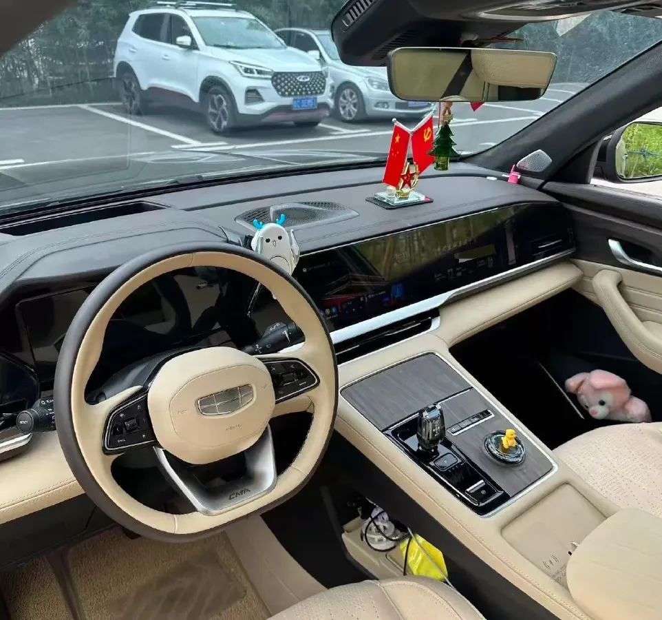 2023 Geely StarRay 2.0T 218HP L4 7DCT,autocango,china used car exporter,china ev exporter,chinese used car exporter,chinese used ev exporter