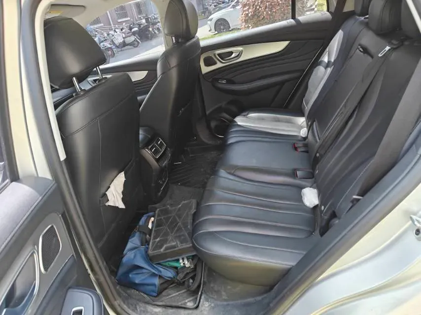 2019 Roewe RX5 MAX 1.5T 173HP L4 6AT,autocango,china used car exporter,china ev exporter,chinese used car exporter,chinese used ev exporter