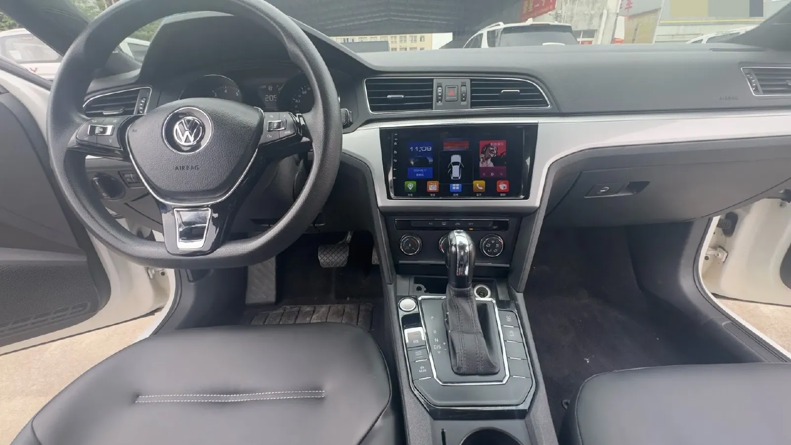 2017 Volkswagen Lamando 1.4T 131HP L4 7DCT,autocango,china used car exporter,china ev exporter,chinese used car exporter,chinese used ev exporter