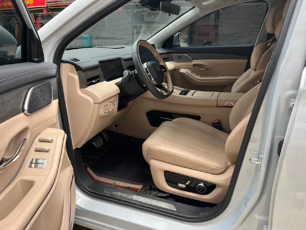 2025 Jetour ShanHai L9 1.5T 156HP L4 2DHT PHEV,autocango,china used car exporter,china ev exporter,chinese used car exporter,chinese used ev exporter