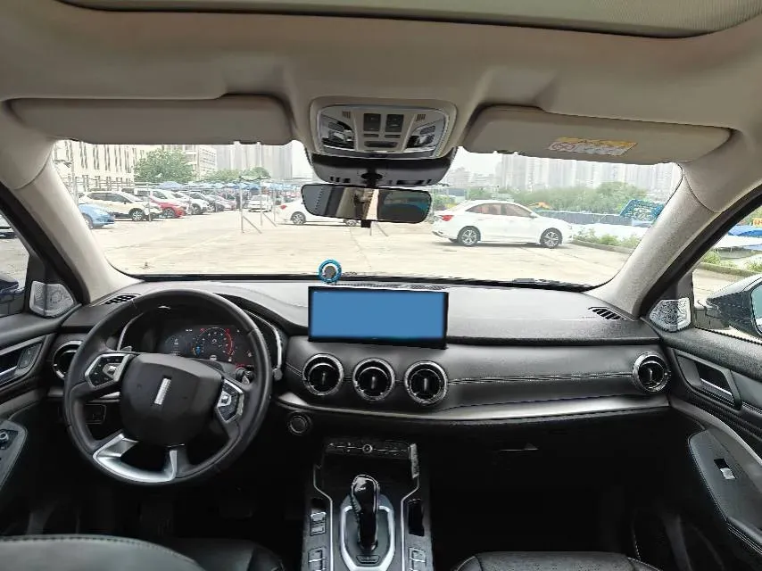 2021 WEY VV6 2.0T 227HP L4 7DCT,autocango,china used car exporter,china ev exporter,chinese used car exporter,chinese used ev exporter