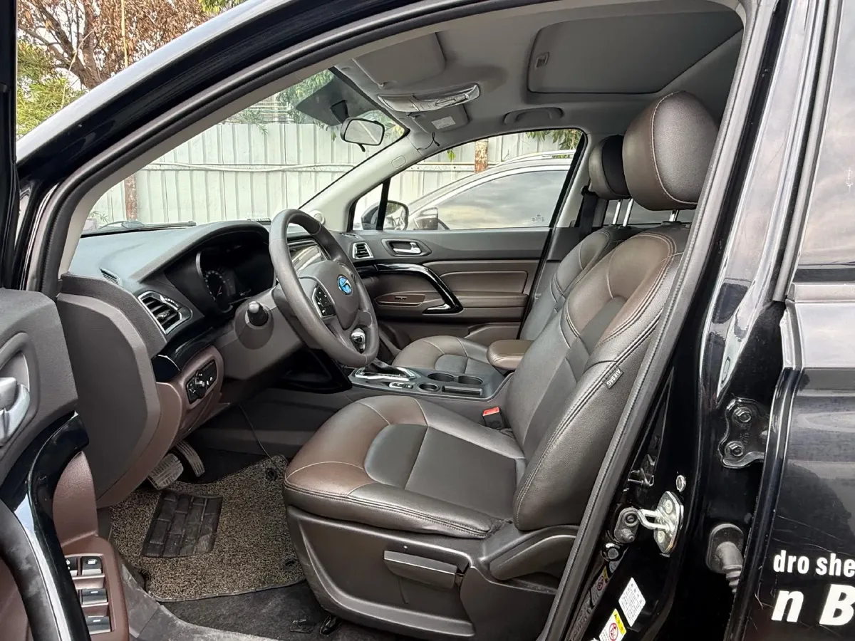 2017 GAC Trumpchi GS4 1.5T 152HP L4 6AT,autocango,china used car exporter,china ev exporter,chinese used car exporter,chinese used ev exporter