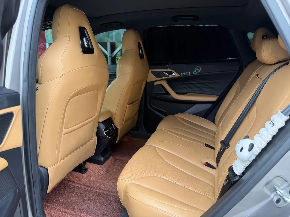 2023 Roewe RX5 1.5T 188HP L4 7DCT,autocango,china used car exporter,china ev exporter,chinese used car exporter,chinese used ev exporter