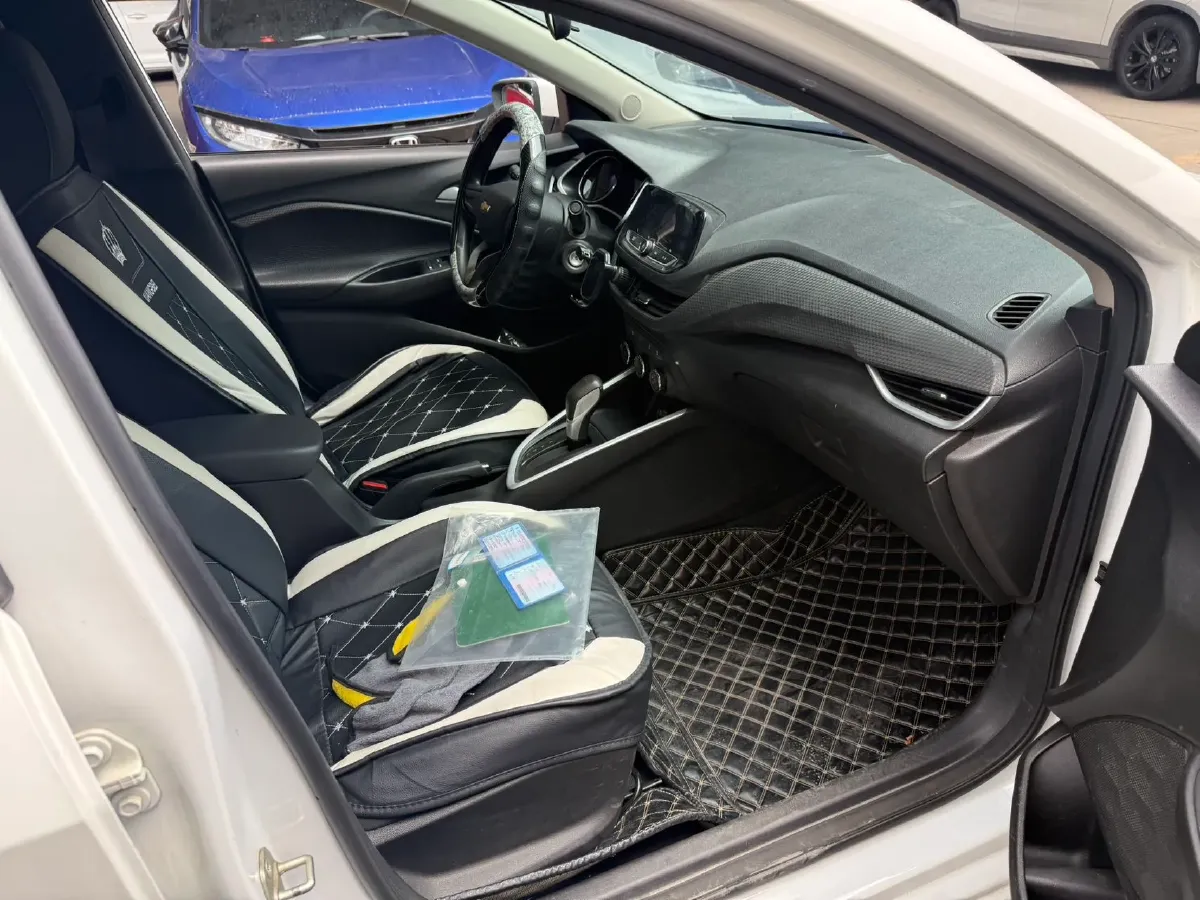 2021 Chevrolet Cavalier 1.0T 125HP L3 6AT,autocango,china used car exporter,china ev exporter,chinese used car exporter,chinese used ev exporter