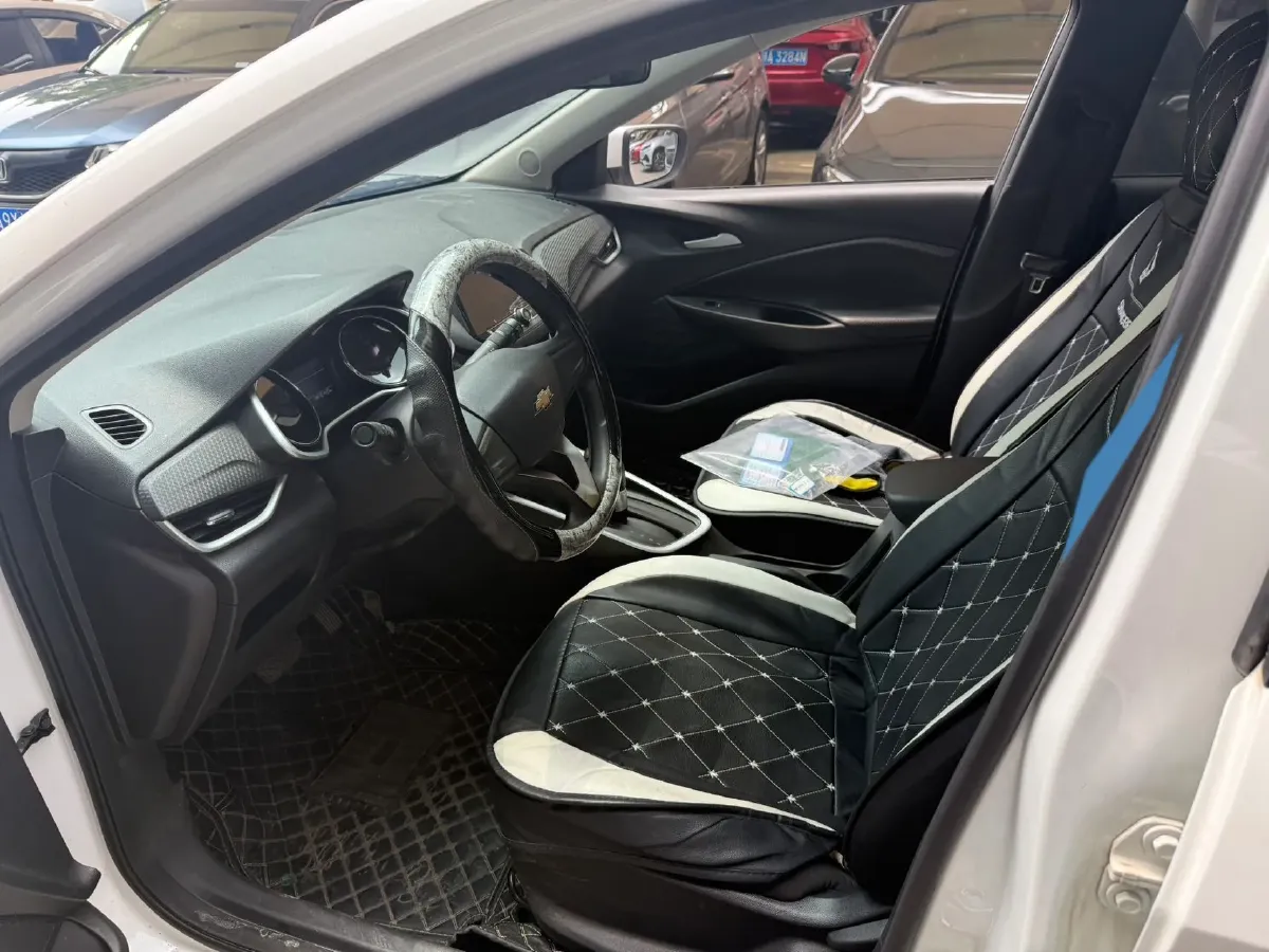 2021 Chevrolet Cavalier 1.0T 125HP L3 6AT,autocango,china used car exporter,china ev exporter,chinese used car exporter,chinese used ev exporter