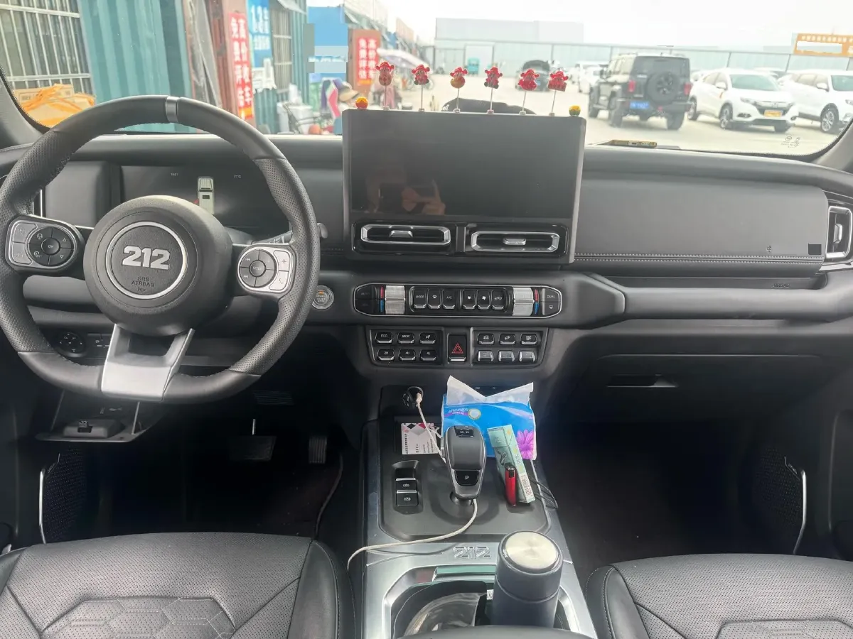 2024 212 212 T01 2.0T 252HP L4 8AT,autocango,china used car exporter,china ev exporter,chinese used car exporter,chinese used ev exporter