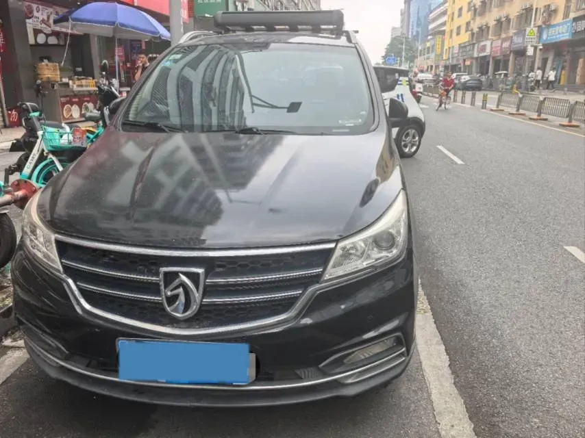2017 SWM X7 1.5T 156HP L4 5MT,autocango,china used car exporter,china ev exporter,chinese used car exporter,chinese used ev exporter