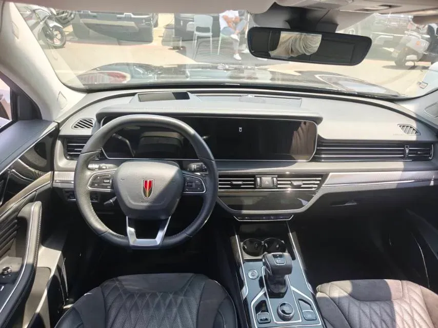 2022 HongQi HS5 2.0T 224HP L4 6AT,autocango,china used car exporter,china ev exporter,chinese used car exporter,chinese used ev exporter