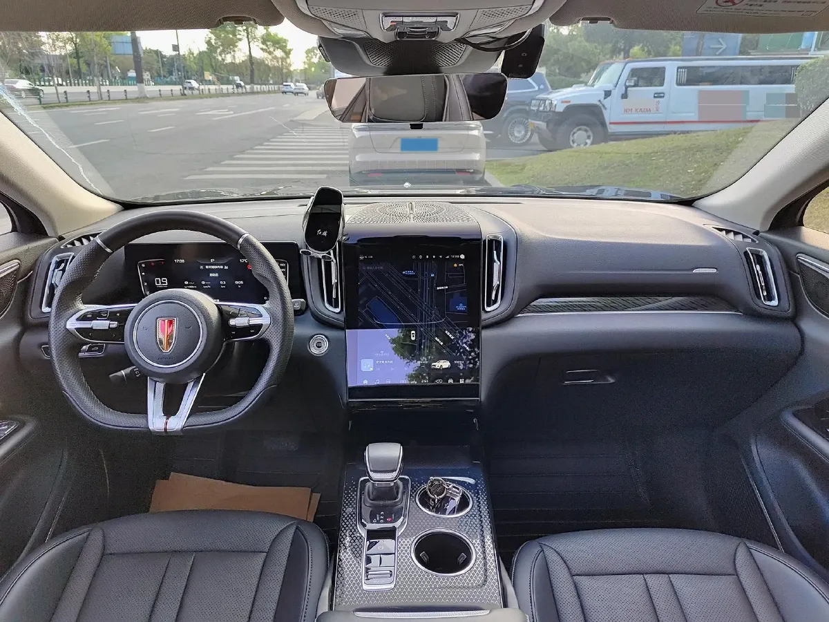 2025 HongQi HS3 1.5T 169HP L4 7DCT,autocango,china used car exporter,china ev exporter,chinese used car exporter,chinese used ev exporter