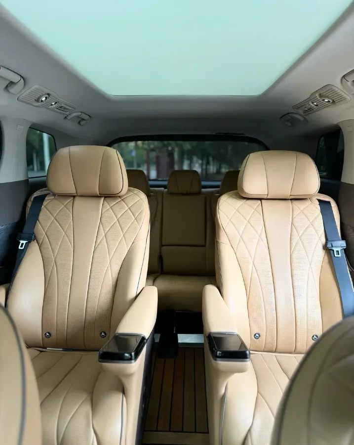 2024 Denza D9 1.5T 139HP L4 E-CVT PHEV 40KWH,autocango,china used car exporter,china ev exporter,chinese used car exporter,chinese used ev exporter