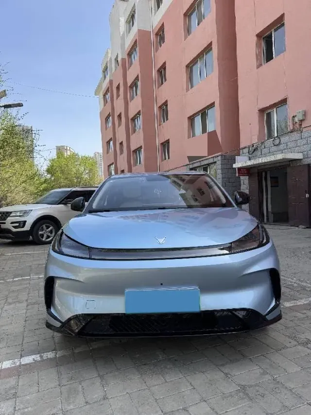 2025 ARCFOX T1 BEV,autocango,china used car exporter,china ev exporter,chinese used car exporter,chinese used ev exporter
