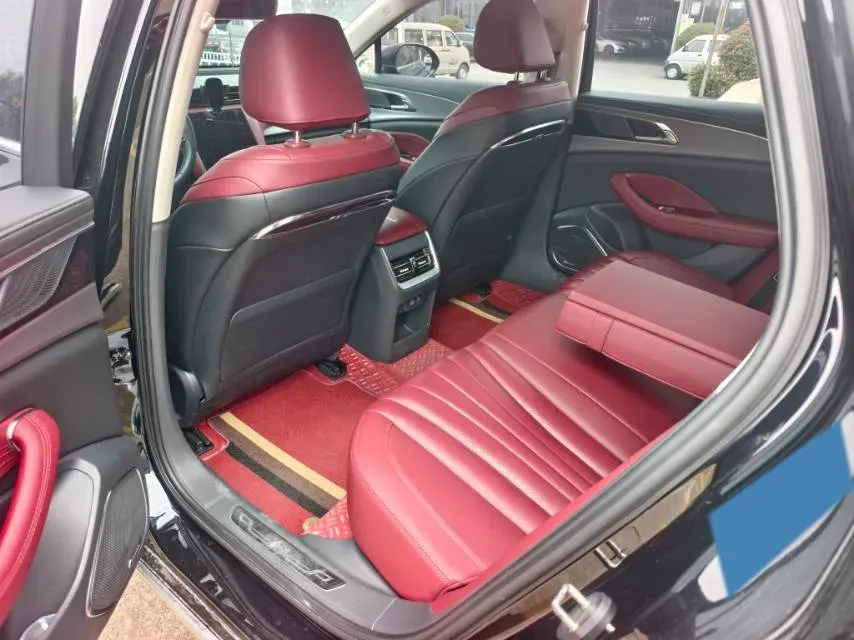 2023 HongQi H5 2.0T 224HP L4 8AT,autocango,china used car exporter,china ev exporter,chinese used car exporter,chinese used ev exporter