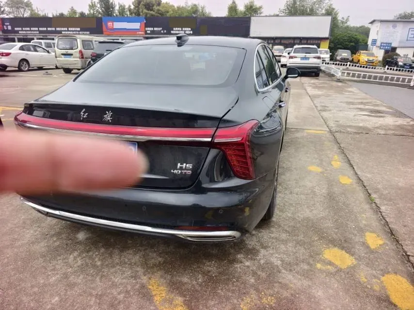 2023 HongQi H5 2.0T 224HP L4 8AT,autocango,china used car exporter,china ev exporter,chinese used car exporter,chinese used ev exporter