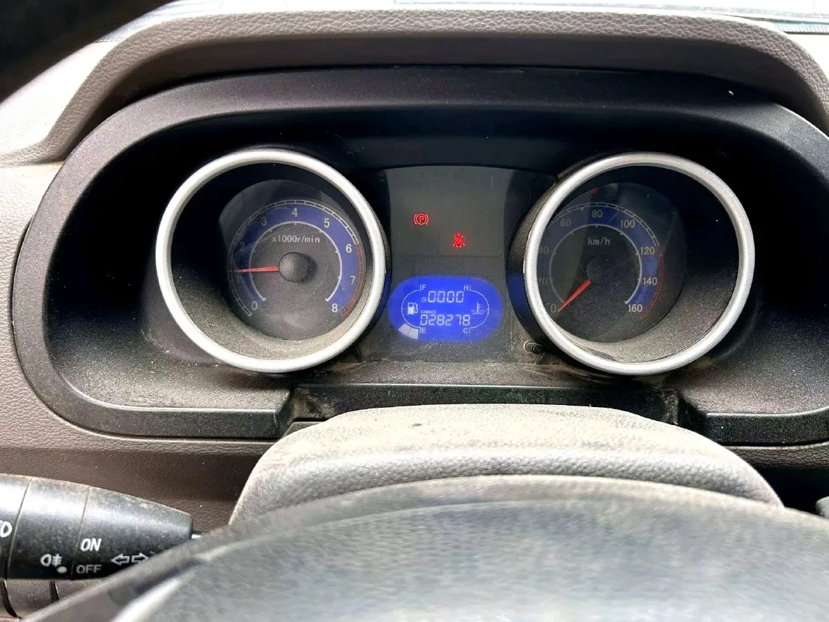 2020 DongFeng DFSK D51 1.5L 112HP L4 5MT,autocango,china used car exporter,china ev exporter,chinese used car exporter,chinese used ev exporter