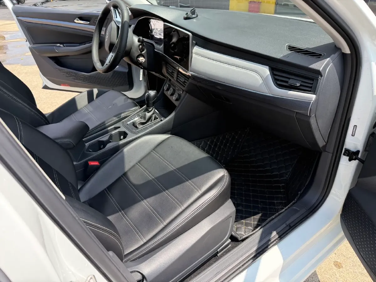 2023 Volkswagen Bora 1.5L 113HP L4 6AT,autocango,china used car exporter,china ev exporter,chinese used car exporter,chinese used ev exporter