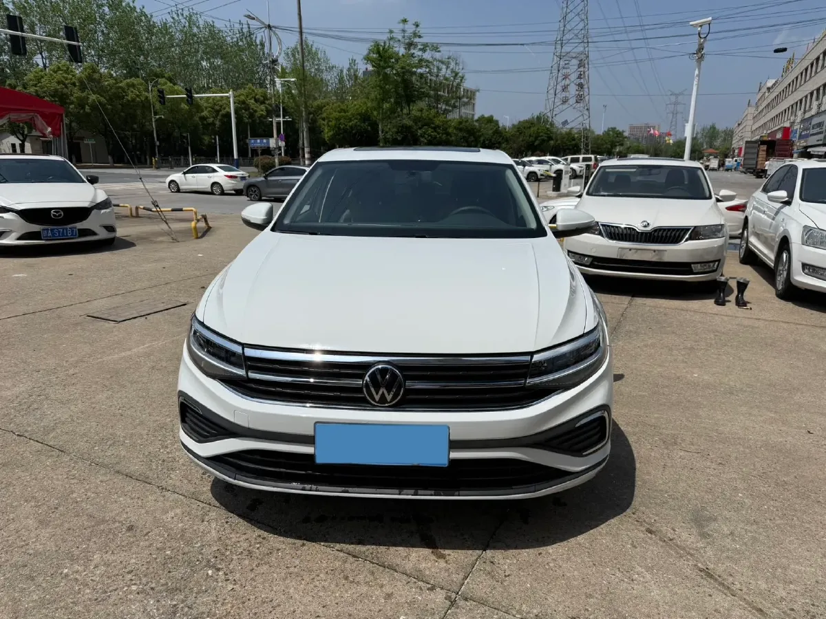 2023 Volkswagen Bora 1.5L 113HP L4 6AT,autocango,china used car exporter,china ev exporter,chinese used car exporter,chinese used ev exporter