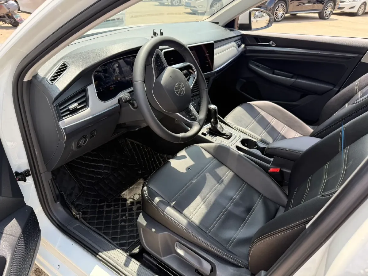 2023 Volkswagen Bora 1.5L 113HP L4 6AT,autocango,china used car exporter,china ev exporter,chinese used car exporter,chinese used ev exporter