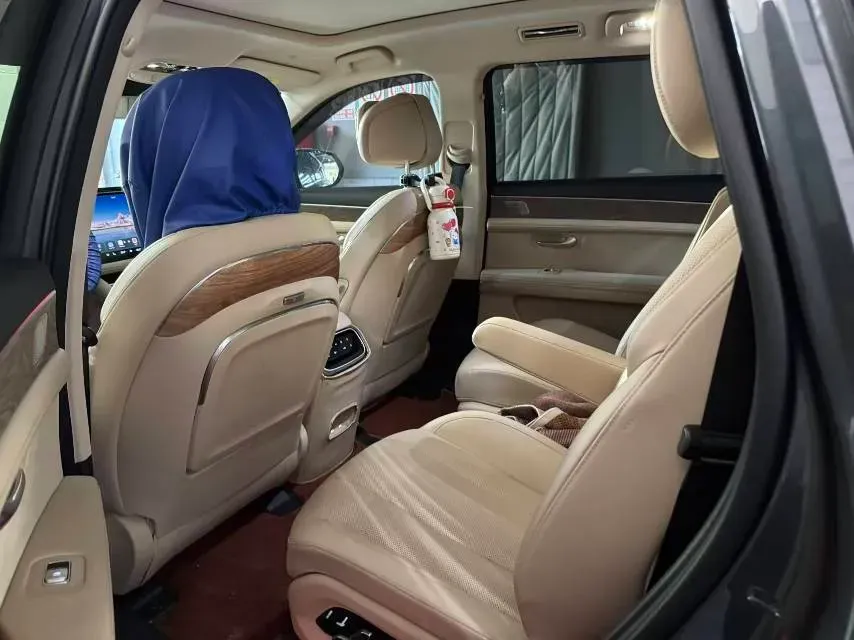 2022 Volvo S60 2.0T 197HP L4 8AT,autocango,china used car exporter,china ev exporter,chinese used car exporter,chinese used ev exporter