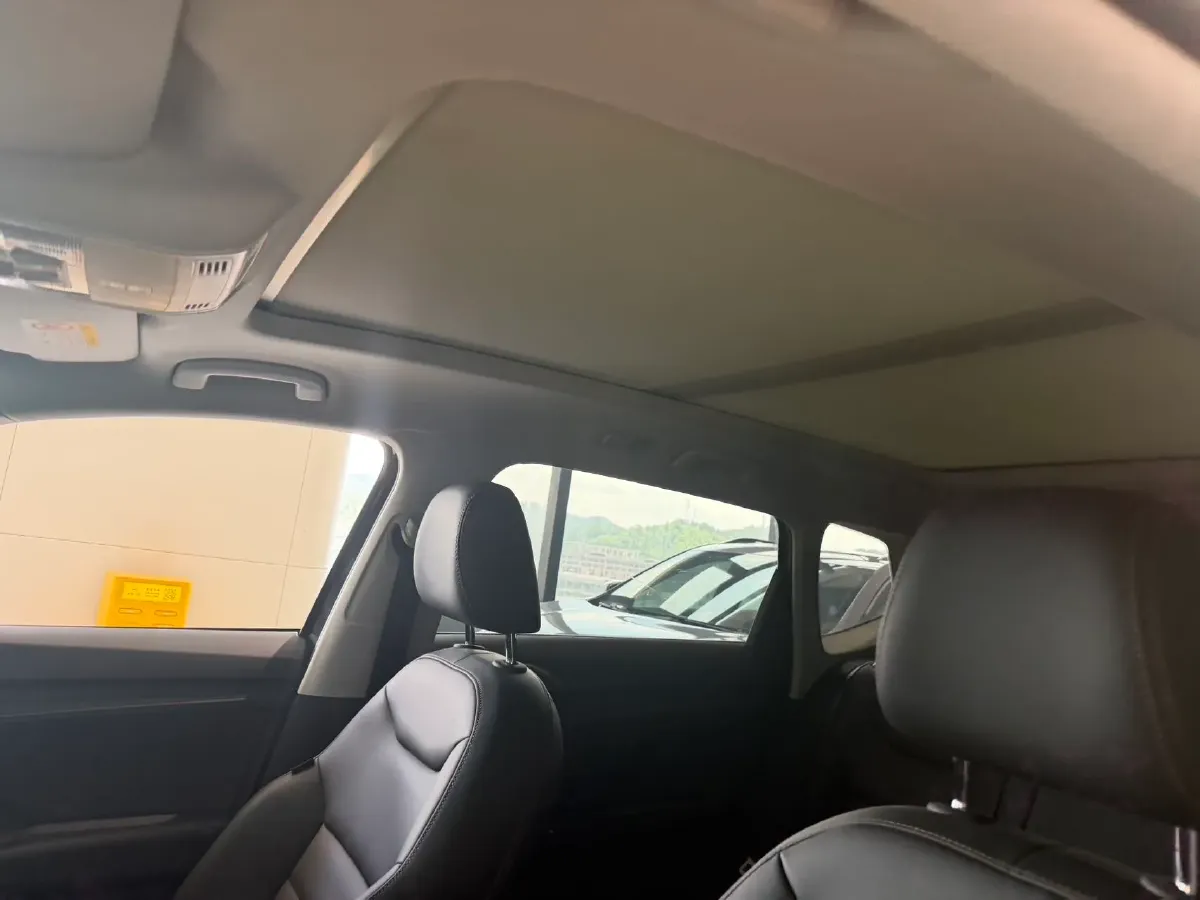 2021 Volkswagen Tharu 1.4T 150HP L4 7DCT,autocango,china used car exporter,china ev exporter,chinese used car exporter,chinese used ev exporter