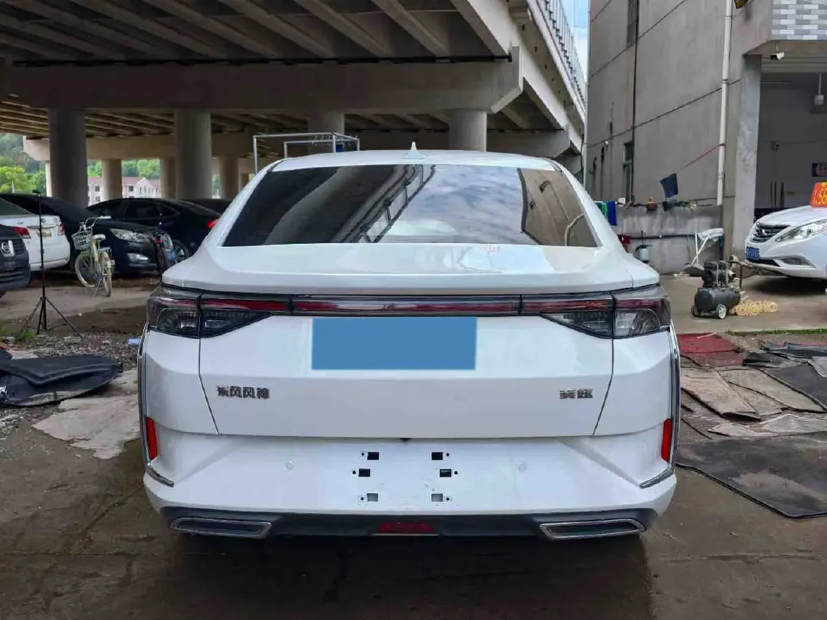 2021 DongFeng Aeolus YiXuan 1.5T 150HP L4 6DCT,autocango,china used car exporter,china ev exporter,chinese used car exporter,chinese used ev exporter