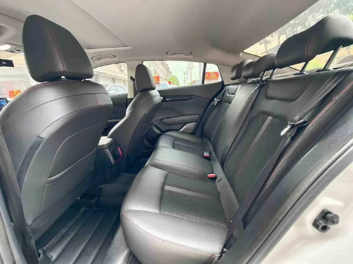 2021 DongFeng Aeolus YiXuan 1.5T 150HP L4 6DCT,autocango,china used car exporter,china ev exporter,chinese used car exporter,chinese used ev exporter