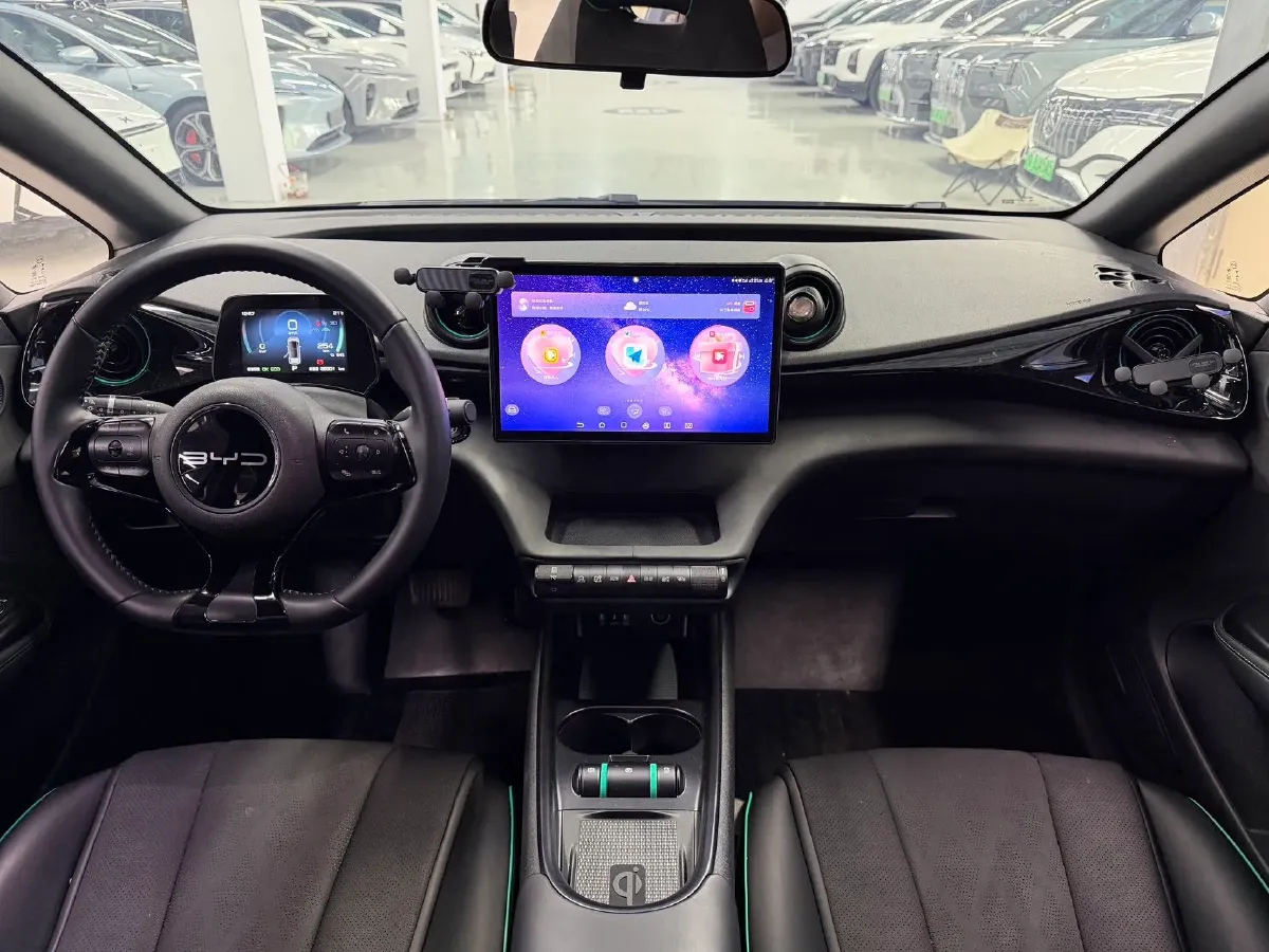 2023 BYD Dolphin BEV 44.928KWH,autocango,china used car exporter,china ev exporter,chinese used car exporter,chinese used ev exporter