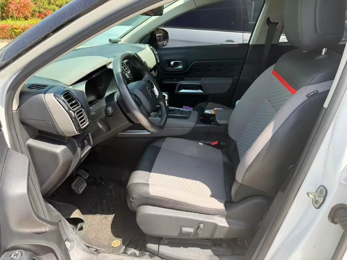 2017 Citroen C5 Aircross 1.6T 167HP L4 6AT,autocango,china used car exporter,china ev exporter,chinese used car exporter,chinese used ev exporter