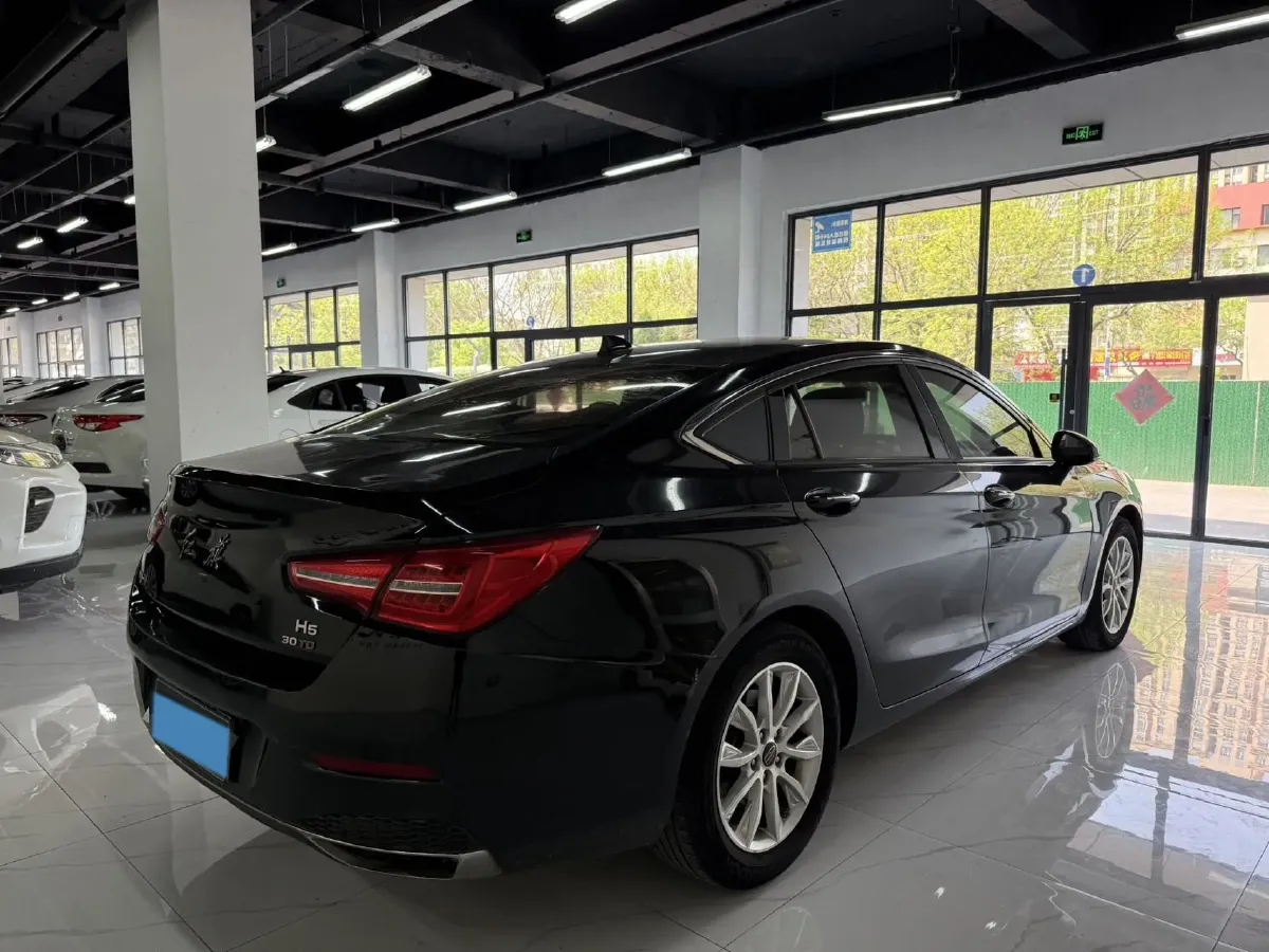 2019 HongQi H5 1.8T 180HP L4 6AT,autocango,china used car exporter,china ev exporter,chinese used car exporter,chinese used ev exporter