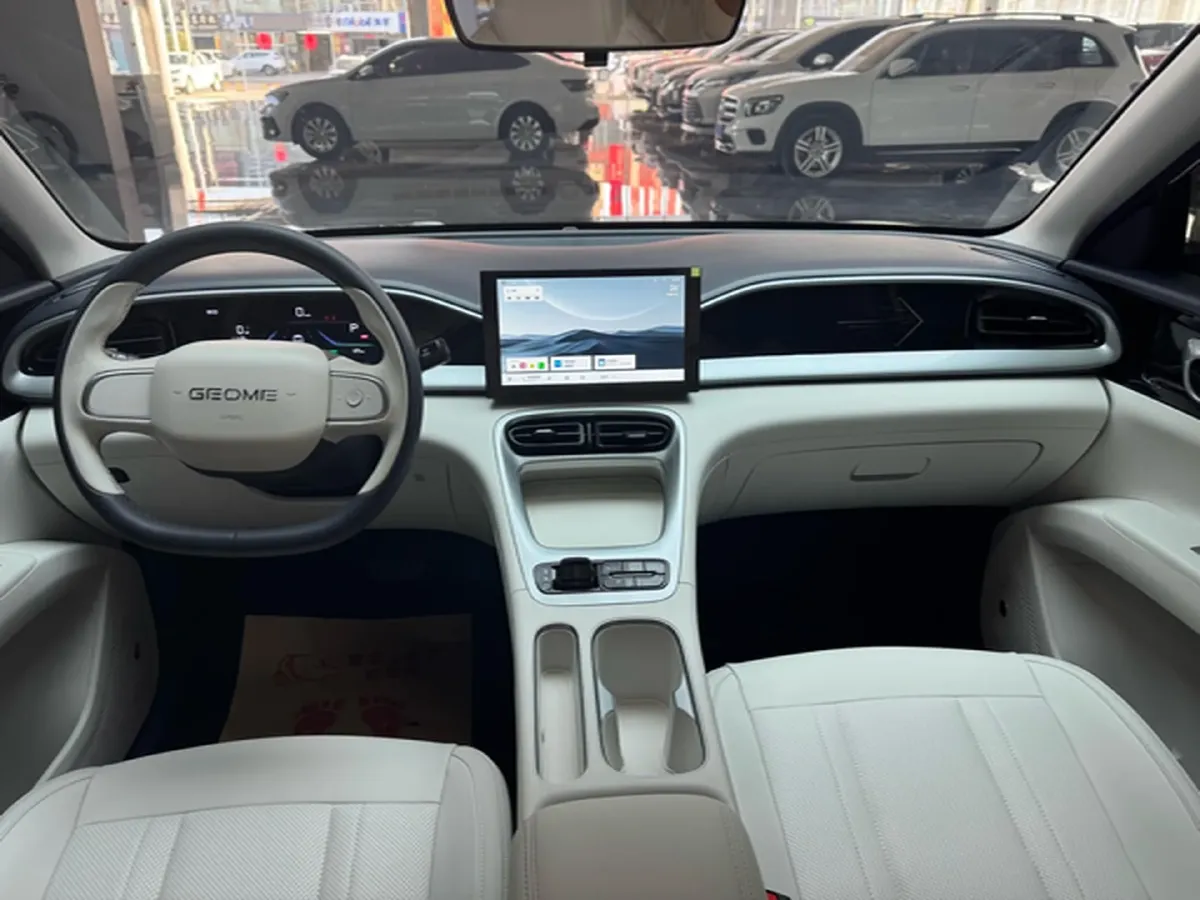 2024 WuLing HongGuang New Energy BEV 32.6KWH,autocango,china used car exporter,china ev exporter,chinese used car exporter,chinese used ev exporter