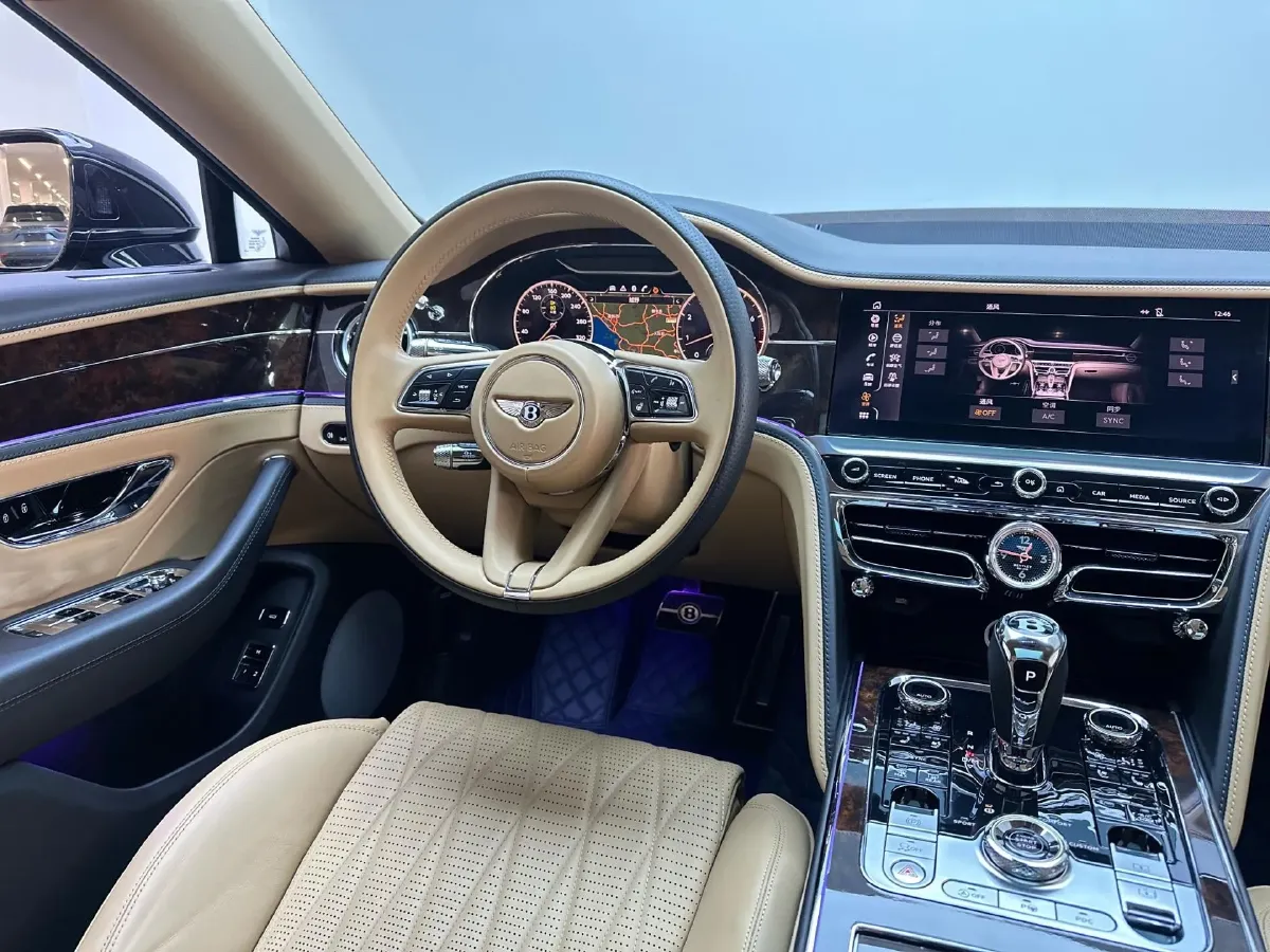2021 Bentley Flying Spur 4.0T 550HP V8 8DCT,autocango,china used car exporter,china ev exporter,chinese used car exporter,chinese used ev exporter