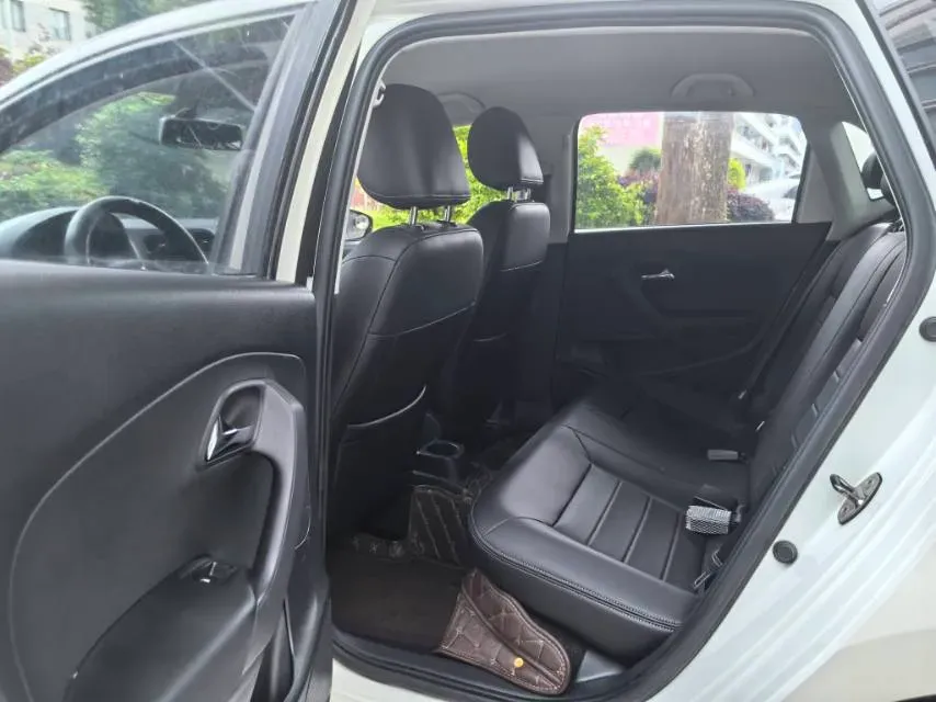 2016 Volkswagen Polo 1.4L 90HP L4 6AT,autocango,china used car exporter,china ev exporter,chinese used car exporter,chinese used ev exporter