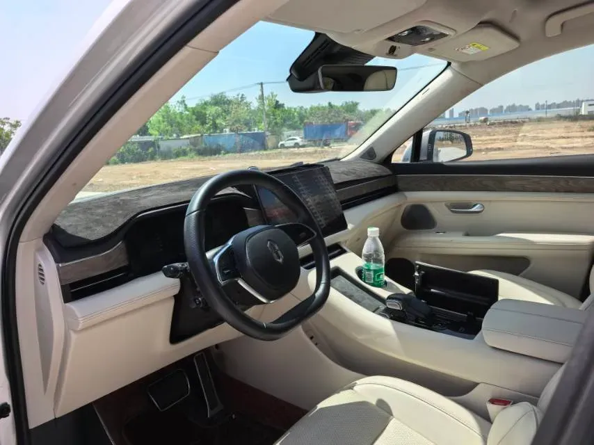 2022 AITO AITO M5 Range Extended 125HP REEV 40KWH,autocango,china used car exporter,china ev exporter,chinese used car exporter,chinese used ev exporter