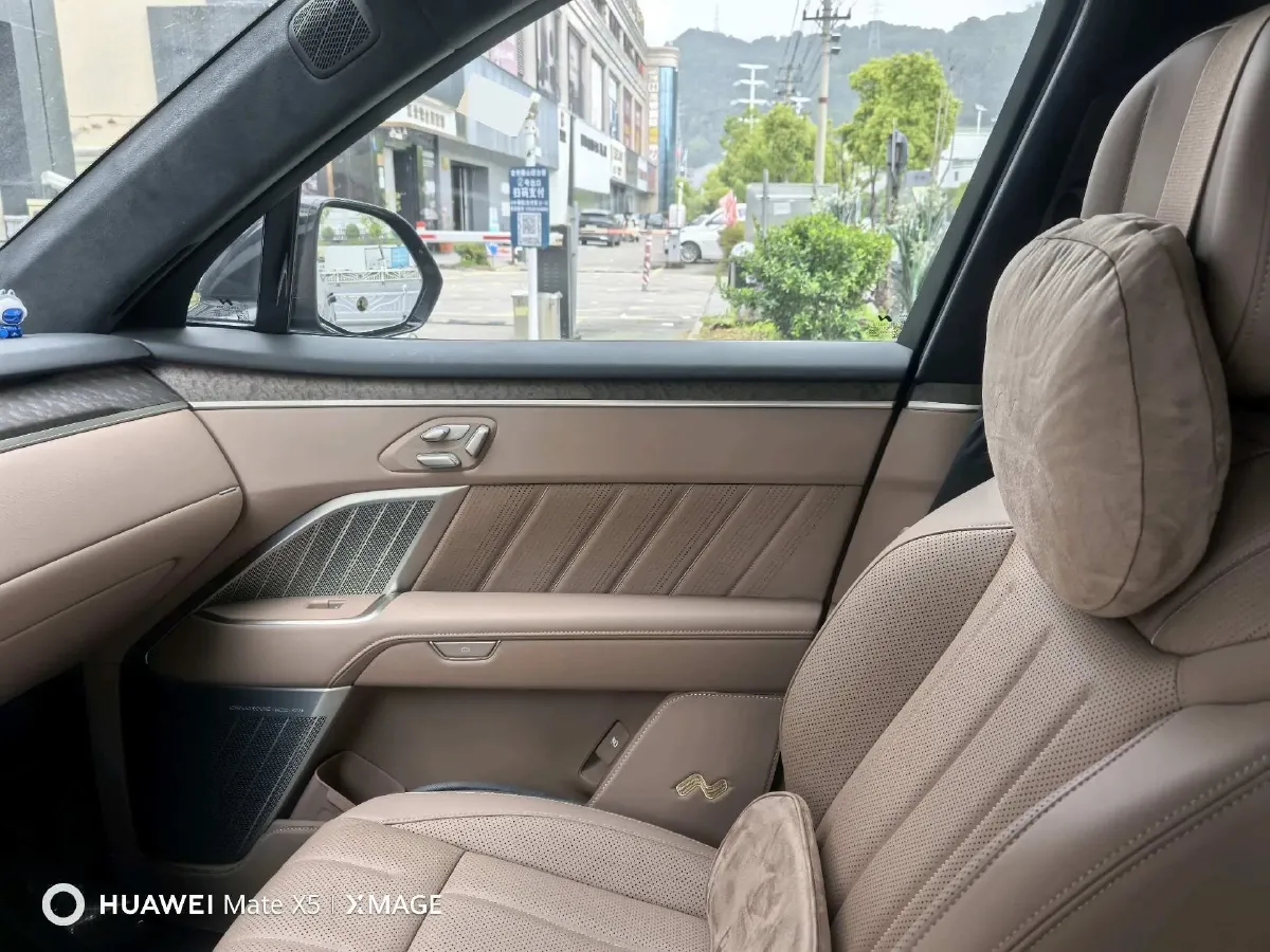 2025 ONVO L90 BEV,autocango,china used car exporter,china ev exporter,chinese used car exporter,chinese used ev exporter