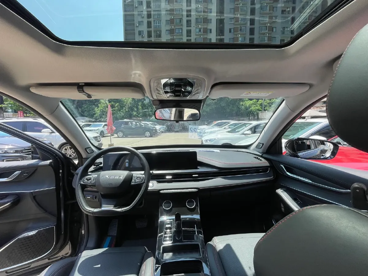 2022 ChangAn Oshan X7 Plus 1.5T 188HP L4 7DCT,autocango,china used car exporter,china ev exporter,chinese used car exporter,chinese used ev exporter